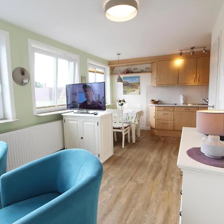 Haus Guenther - Mittelweg 1, App 2 Apartment Wenningstedt-Braderup